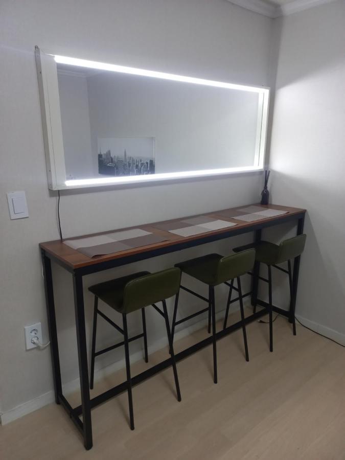 Newly Renovated 2 Bedroom Apartment #7 Szöul Kültér fotó