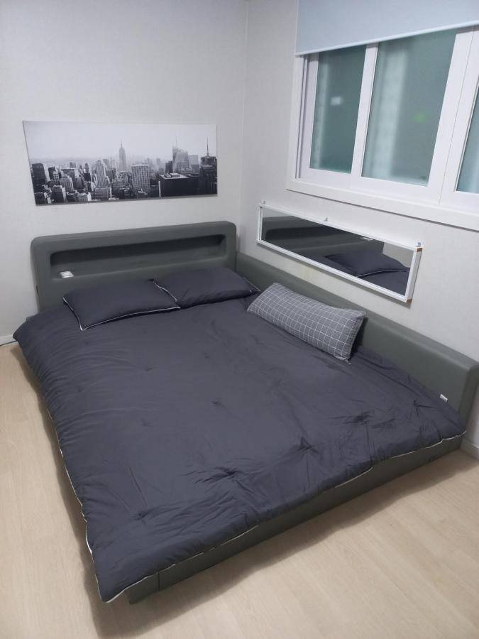 Newly Renovated 2 Bedroom Apartment #7 Szöul Kültér fotó